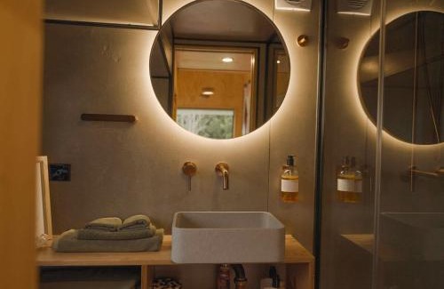 Mullumbimby House | Luxe nature escape - outdoor bath - Byronshire