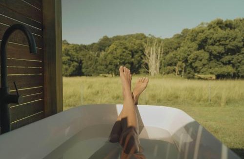 Mullumbimby House | Luxe nature escape - outdoor bath - Byronshire