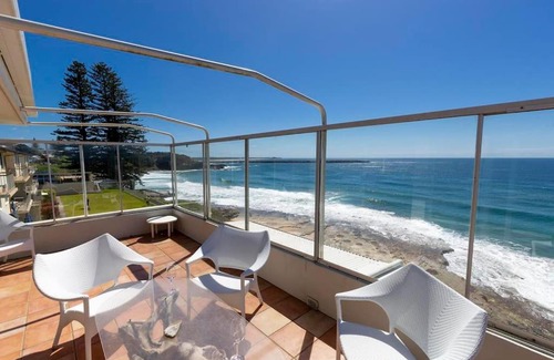 Yamba House | Oceanfront Penthouse at Suncrest 5 - Rated 9.5/10 by Guests