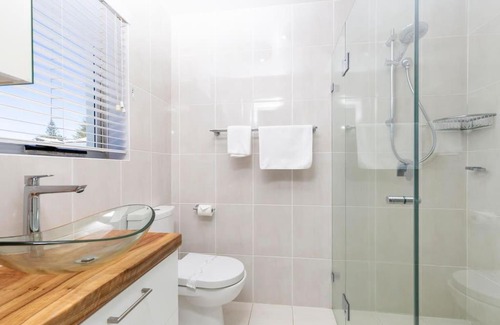 Yamba House | Oceanfront Penthouse at Suncrest 5 - Rated 9.5/10 by Guests