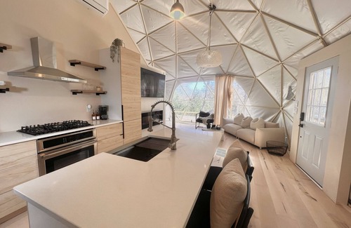 Mineral Bluff Cabin | Unforgettable Glamping Dome with Outdoor Movie & Hot Tub