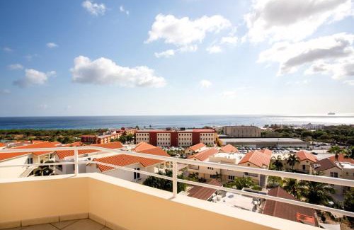 Piscadera Apartment | Elegant Penthouse at Royal Palm with Pool Access