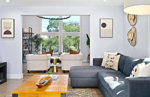 Aqua Monte House | Luxe Pool, Fire Pit, LOW Winter + 2024 Rates!