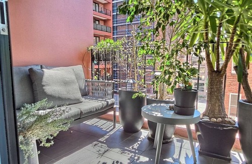 Kings Cross Apartment | Luxe Potts Point Apartment