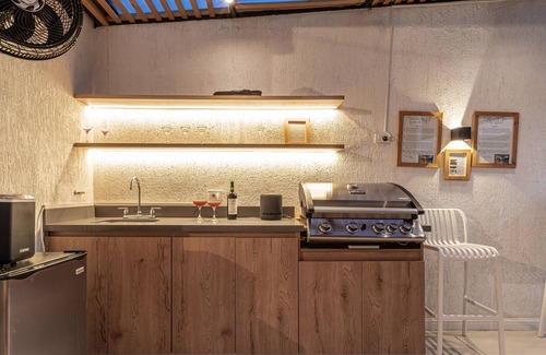 Medellin House | Indulgent Escape with Private Jacuzzi and Scenic Views
