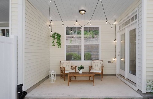 Cary House | Elegant King Suite Retreat: Top-Rated Stay with Pool & Spa