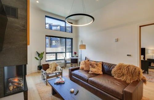 Sandpoint Apartment | Cozy Ski-In/Ski-Out Schweitzer Condo with Hot Tub