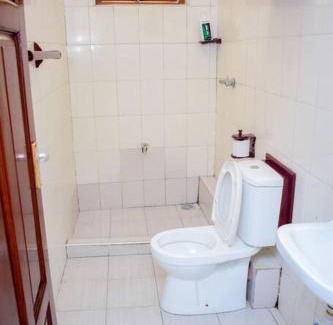 Mtwapa Apartment | Child-Friendly Luxe Stay at Airbnb - Rated 8/10 by Guests