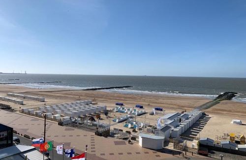 Knokke Apartment | Stunning Oceanfront Suite with Breathtaking Views