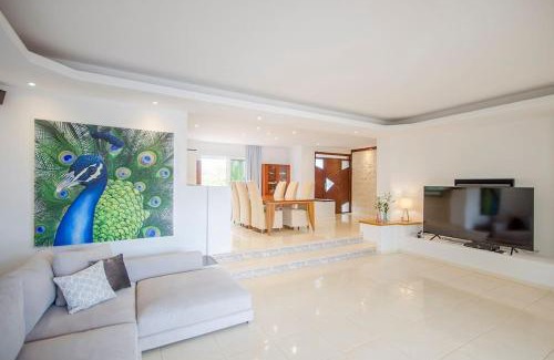 Adeje Villa | Elegant Villa with Private Pool, Jacuzzi & Breathtaking Views