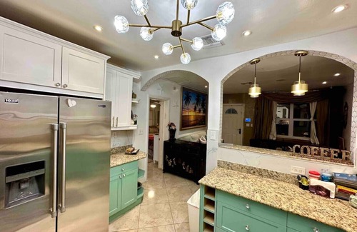 Hallandale Beach House | Relax at Luxe Zen Water King with Private Heated Pool