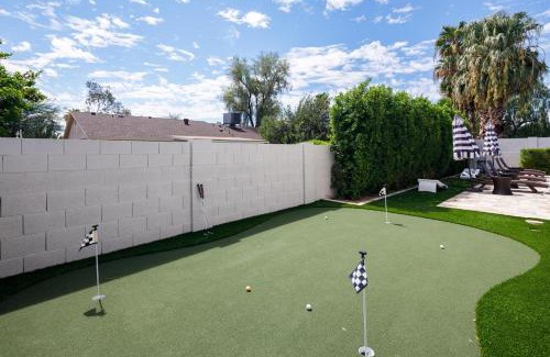 Scottsdale Vista House | Pet and Child Friendly Retreat in Scottsdale - 8837 E Lupine