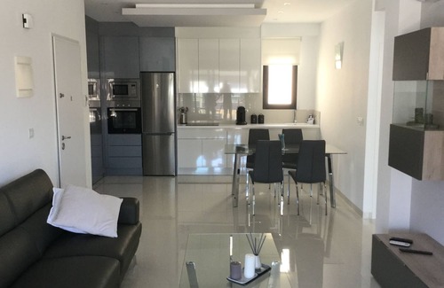 Pilar de la Horadada Apartment | Oceanfront Luxeappartement Steps from Torre de la Horadada