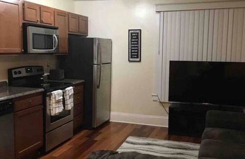 Niskayuna Apartment | luxery lounge with free parking