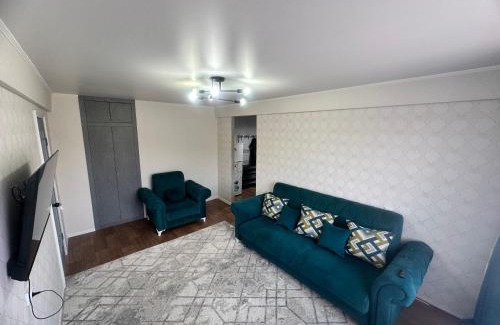 Oskemen Apartment | Inviting LuxHome на УК: Family-Friendly Stay with Breakfast