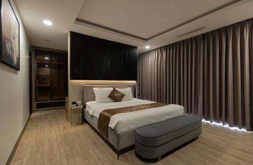 Ninh Kieu Hotel | Luxhome Mekong Hotel