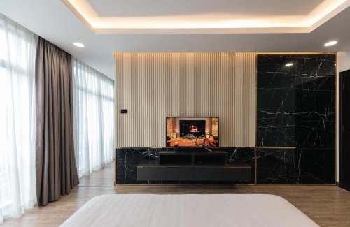 Ninh Kieu Hotel | Luxhome Mekong Hotel