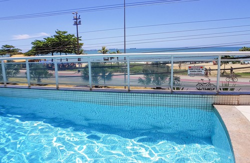 Praia de Itaparica Apartment | Seaside Comfort with Pool and Pet-Friendly Amenities
