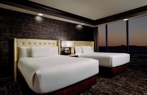 Las Vegas Strip Resort | Discover Luxor Hotel and Casino: Family-Friendly Retreat