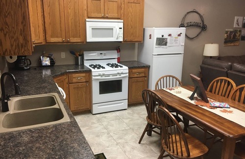 Clay County Cabin | Family-Friendly Cabin in Central KS - Guest Rated 10/10