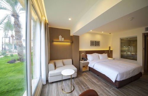 Aqaba Hotel | Experience Luxotel Aqaba Beach Resort & Spa: Rated 9.8/10