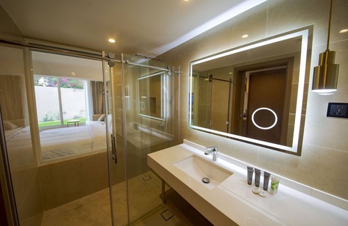 Aqaba Hotel | Experience Luxotel Aqaba Beach Resort & Spa: Rated 9.8/10