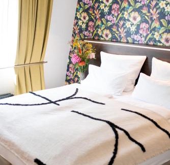 Karben Hotel | Discover Luxstay Karben: Pet-Friendly & Self-Check-In