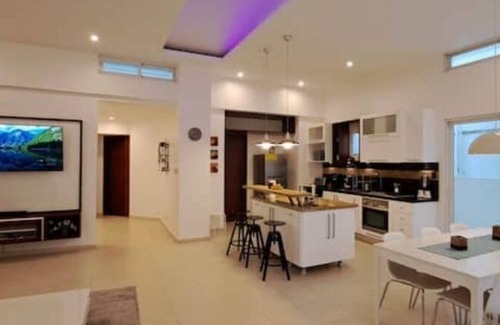 Santiago Province House | Elegant Retreat with Jacuzzi and Private Pool Getaway