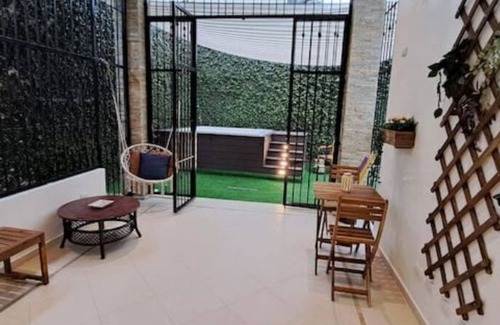 Santiago Province House | Elegant Retreat with Jacuzzi and Private Pool Getaway