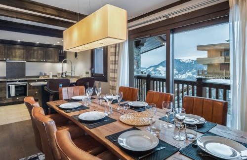 Courchevel Apartment | Premier 8-Person Apartment with Scenic View in Courchevel
