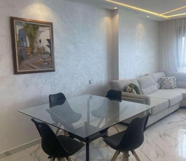 Malabata Apartment | Luxueux appartement piscine et vue mer