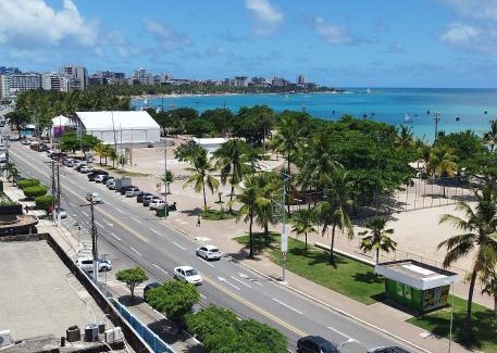 Pajucara Apartment | Oceanfront Suites at BEIRA-MAR with Exceptional Views