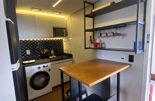 Smin Apartment | Exquisite Flat with Lake Views in Premier Resort Setting