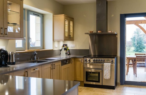 Saint-Crepin-et-Carlucet House | Exceptional 3 Bed Home with Pool, Spa & Boules Pitch
