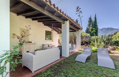 Santa Margherita di Pula Villa | Luxury Villa Flaminia, 50 mt from the beach