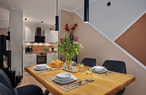 Dranske Apartment | Pet-Friendly Getaway with Ocean View & Wellness Features