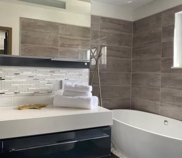 Friedrichshafen Apartment | Elegant City Penthouse with Exceptional Guest Ratings