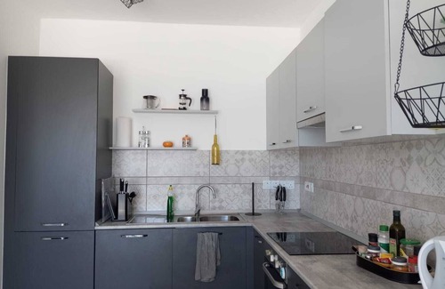 Agios Nikolaos Apartment | Elegant Studio Apartment with Ocean View in Sun Valley