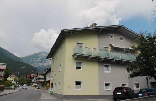 Zirl Apartment | Modern Apartment with Pet-Friendly Amenities & Top Rating