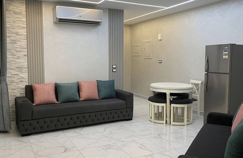 Al-Manasrah Ski Chalet | Explore Port Said: Family-Friendly Stays with Pool Access