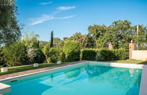 Buriano Villa | Elegant 19th-Century Villa with Private Pool Near the Sea