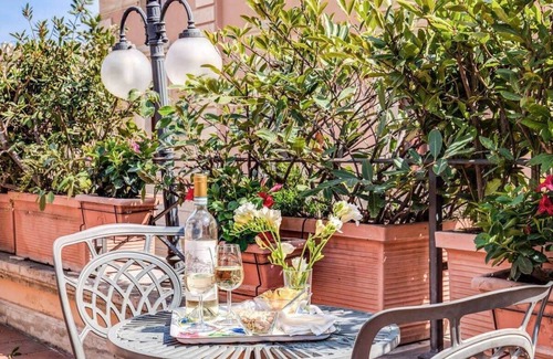 Rione IV Campo Marzio Apartment | Elegant 1BR Suite with Kitchen in the Heart of Rome