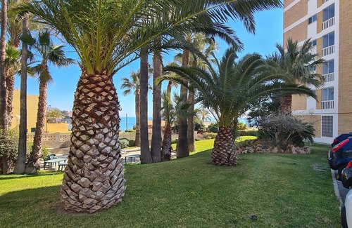 Coveta Fuma Apartment | Luxurious 1st Line Top-floor Apartment With Direct Sea Access
