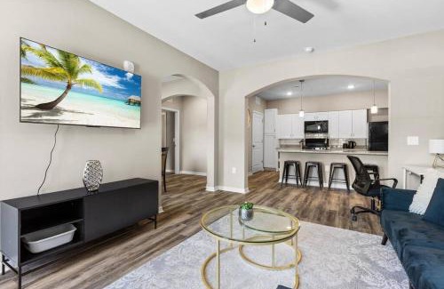 Melbourne Apartment | Stylish Oceanfront Condo with Pool, Gym & Pet-Friendly