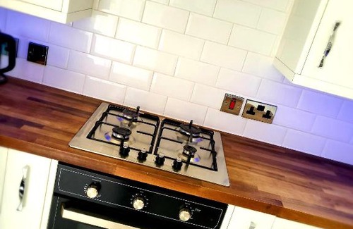 Seacroft Apartment | Ideal 2-Bed House Near Leeds City Centre - Perfect for Families