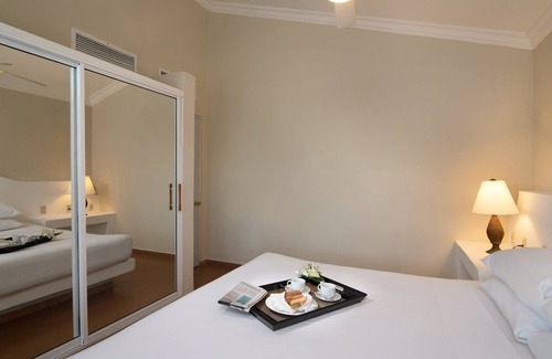 Puerto Plata Resort | Luxurious 2 Bedroom Resort a few minutes walk to the beach.