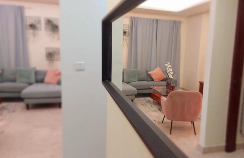 Lusail Apartment | Elegant 2 BR Apartment with Pool, Gym & Hot Tub Access
