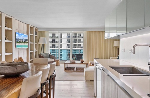 South Beach Condo | Ocean View Condo at 1 Hotel & Homes South Beach, Rated 10/10
