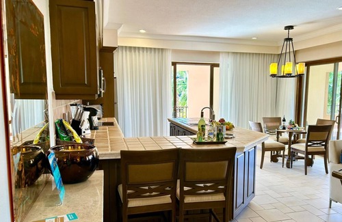 Loreto Resort | Luxurious 3 bedroom with stunning ocean views of Danzante Bay