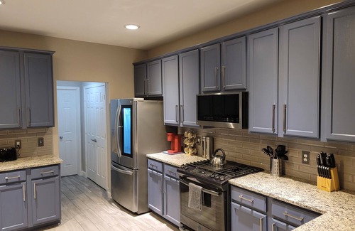 Spring House | Elegant 3800sf Home with Prime Amenities and Perfect Rating